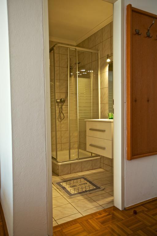 Gasthof Franz Von Assisi Pension Anif Kamer foto
